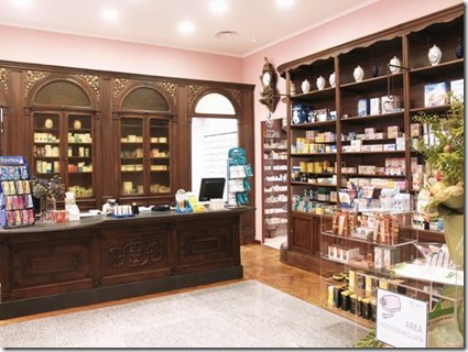 DALLA FARMACIA ANTICA ALLA FARMACIA DEI SERVIZI